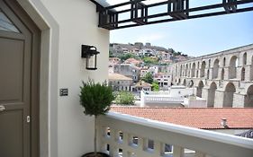 Plinthos Residence